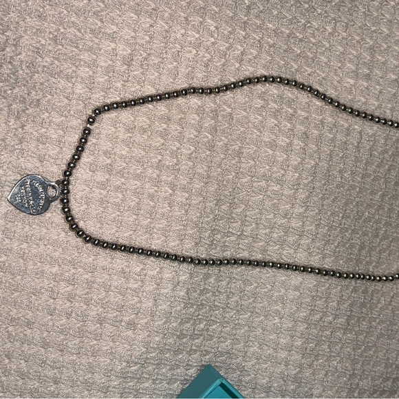 Return to Tiffany Bead Necklace - Picture 8 of 9